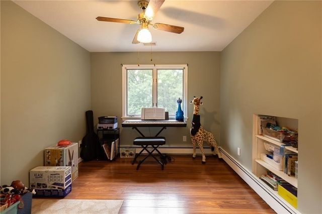 20 Lincoln Drive, North Smithfield, RI 02896