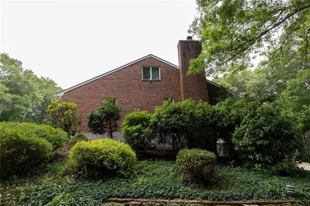 20 Lincoln Drive, North Smithfield, RI 02896
