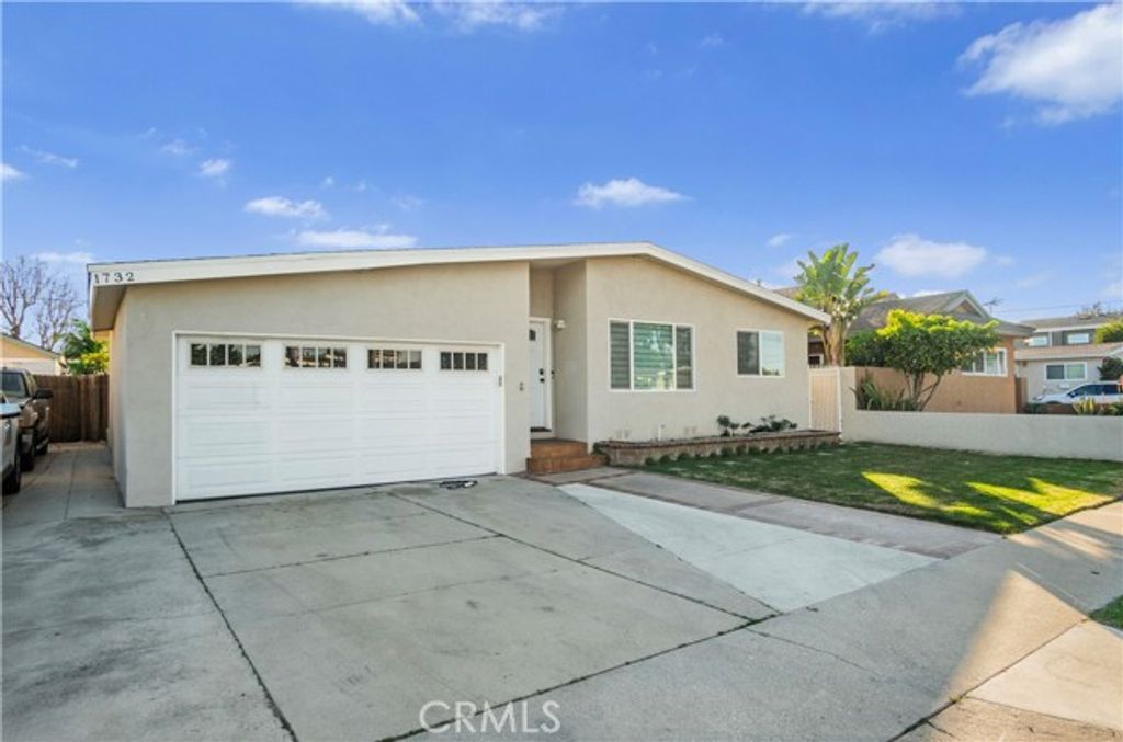 1732 246th Street, Lomita, CA 90717