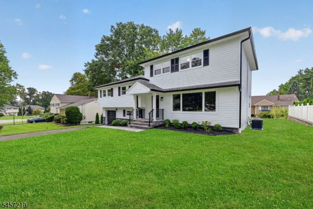 15 Haussler Ter, Clifton City, NJ 07013 — photo 2