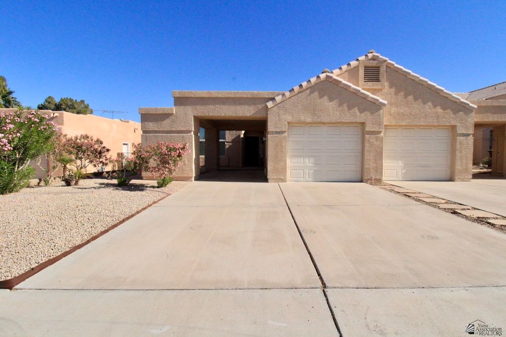 10443 S Avenida La Primera, Yuma, AZ 85367