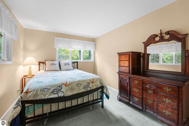 100 Maple Avenue, Frankfort, MI 49635