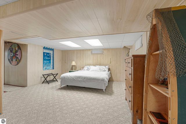 100 Maple Avenue, Frankfort, MI 49635