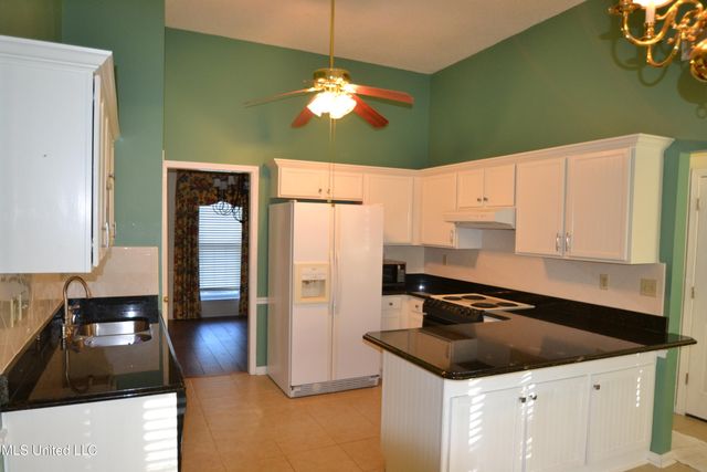 9389 Bryant Trent Boulevard, Olive Branch, MS 38654