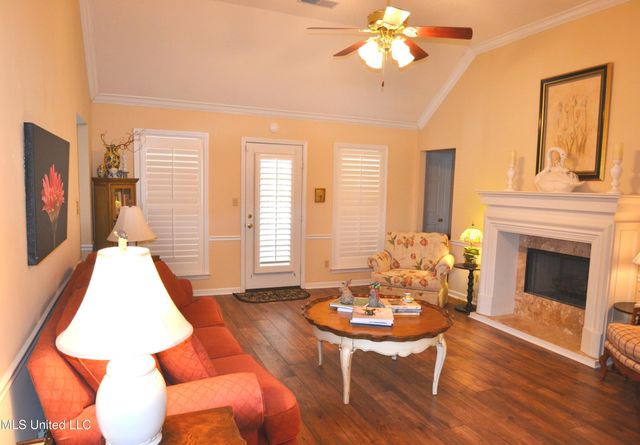 9389 Bryant Trent Boulevard, Olive Branch, MS 38654