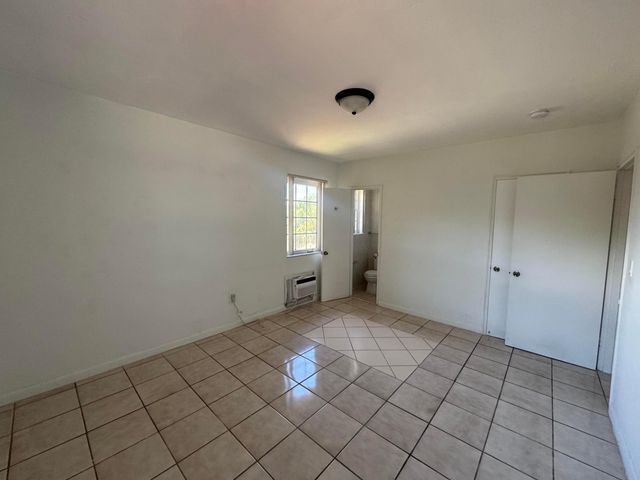 605 84th Street, Miami Beach, FL 33141