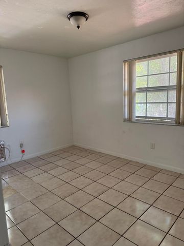 605 84th Street, Miami Beach, FL 33141