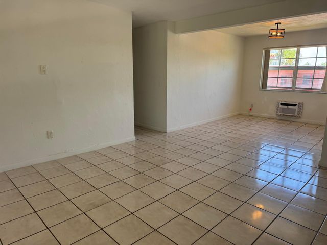 605 84th Street, Miami Beach, FL 33141