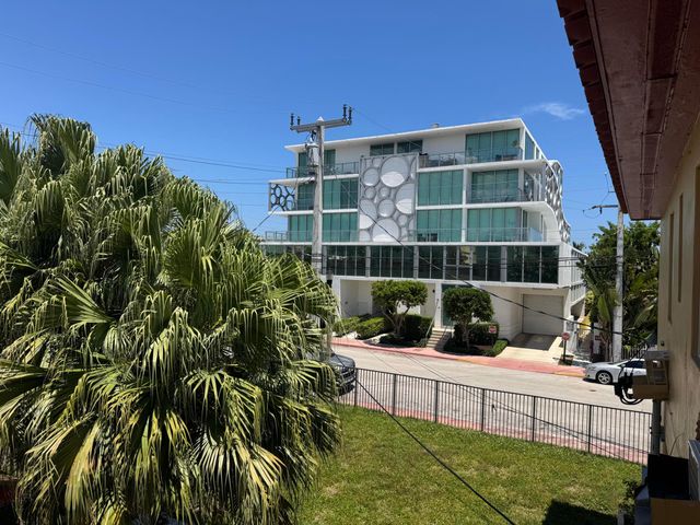 605 84th Street, Miami Beach, FL 33141