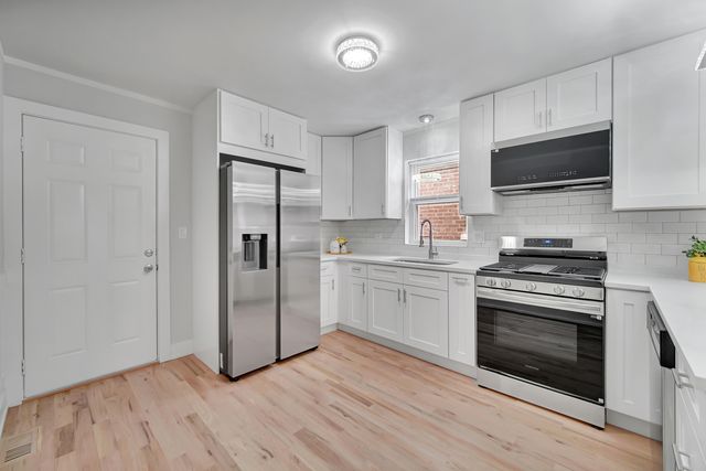 9722 S Ellis Avenue, Chicago, IL 60628