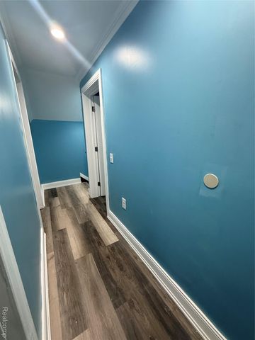 385 Whittemore Street, Pontiac, MI 48342