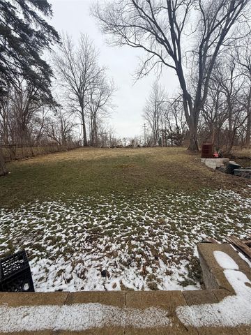 385 Whittemore Street, Pontiac, MI 48342