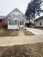 385 Whittemore Street, Pontiac, MI 48342