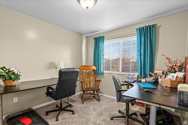 952 W FOXBORO DR, North Salt Lake, UT 84054