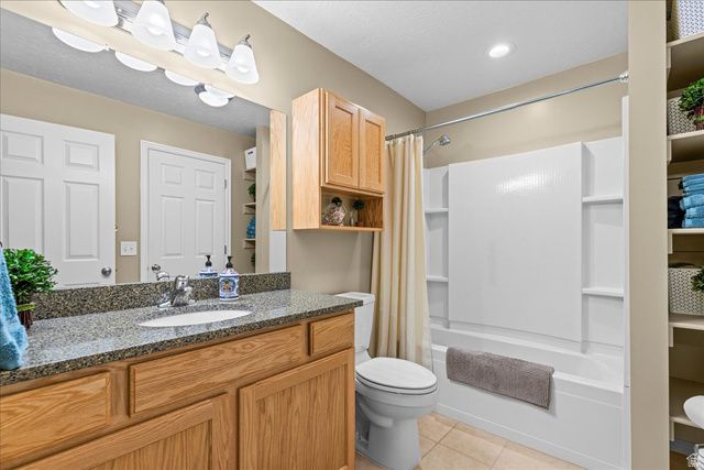 952 W FOXBORO DR, North Salt Lake, UT 84054