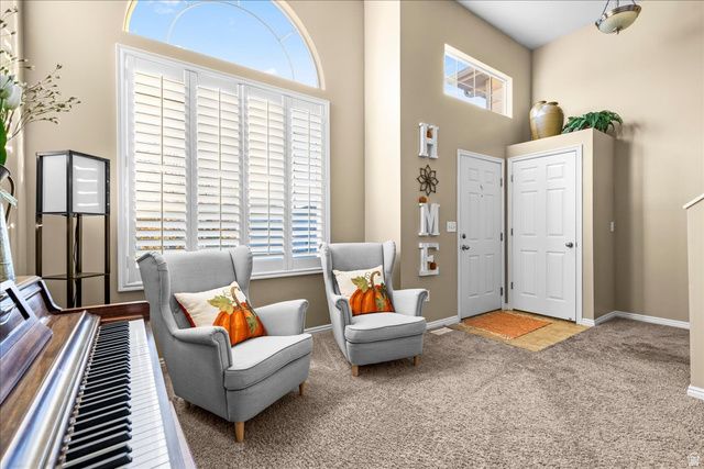 952 W FOXBORO DR, North Salt Lake, UT 84054