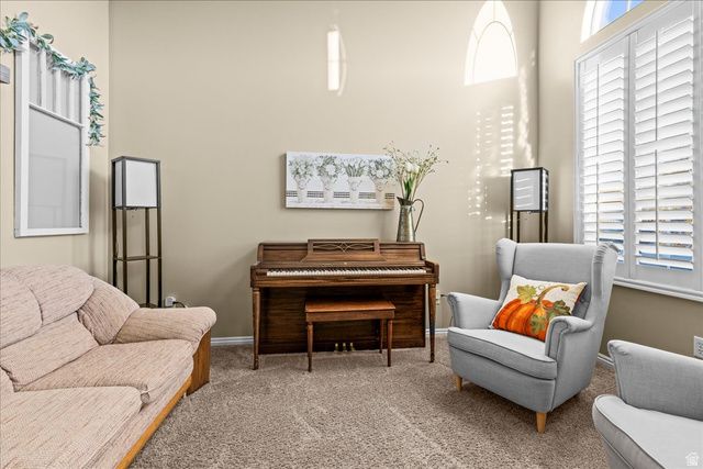 952 W FOXBORO DR, North Salt Lake, UT 84054