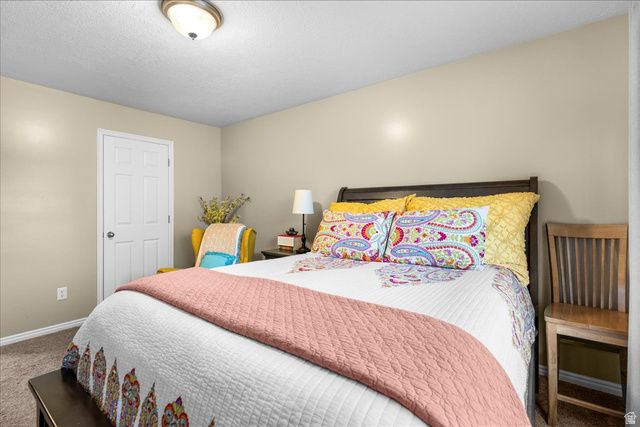 952 W FOXBORO DR, North Salt Lake, UT 84054