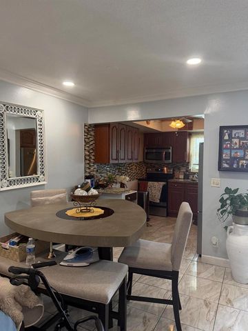 2531 W Barkley Dr Drive W B, West Palm Beach, FL 33415