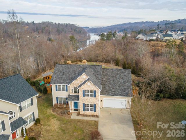 53 Stone River Drive, Asheville, NC 28804