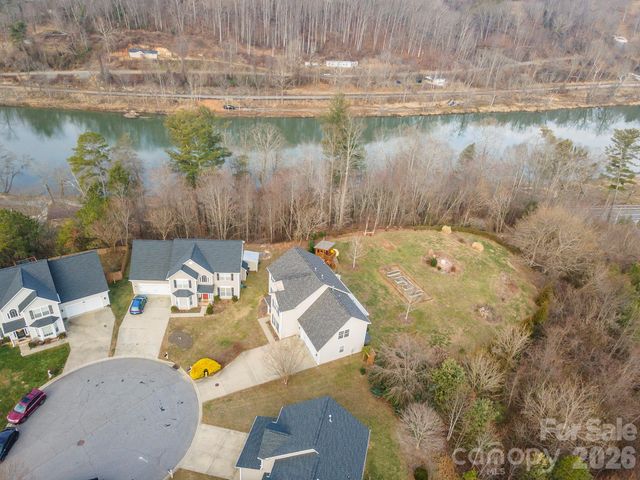 53 Stone River Drive, Asheville, NC 28804