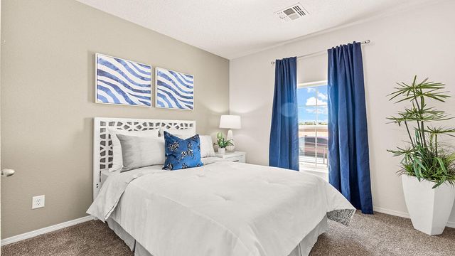 1469 Calle Oeste NW, Los Lunas, NM 87031