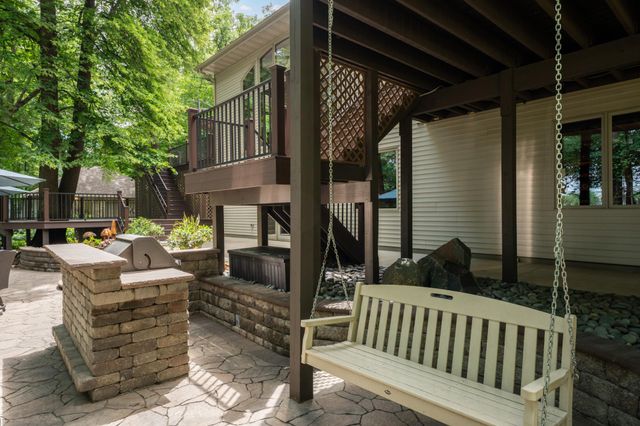1635 Chippewa Drive NW, Rochester, MN 55901