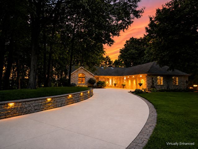 1635 Chippewa Drive NW, Rochester, MN 55901