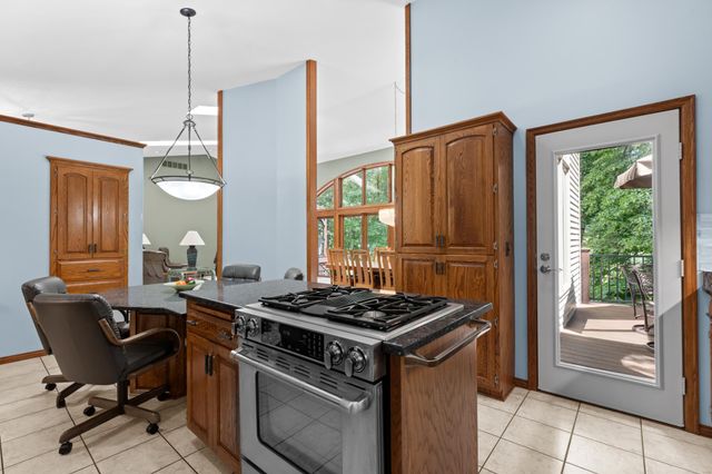 1635 Chippewa Drive NW, Rochester, MN 55901