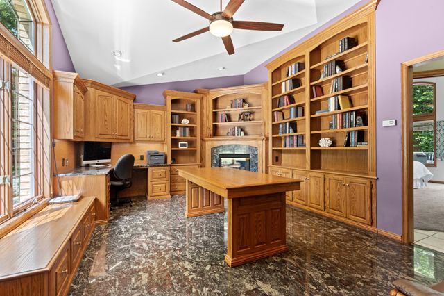 1635 Chippewa Drive NW, Rochester, MN 55901