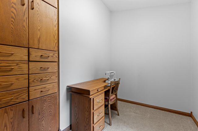 1635 Chippewa Drive NW, Rochester, MN 55901