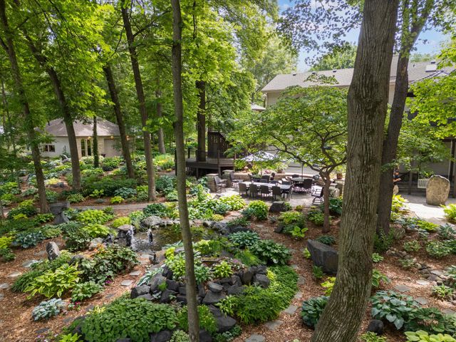 1635 Chippewa Drive NW, Rochester, MN 55901