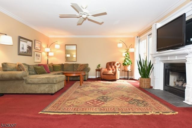 41 Litchult Ln, Mahwah Twp., NJ 07430