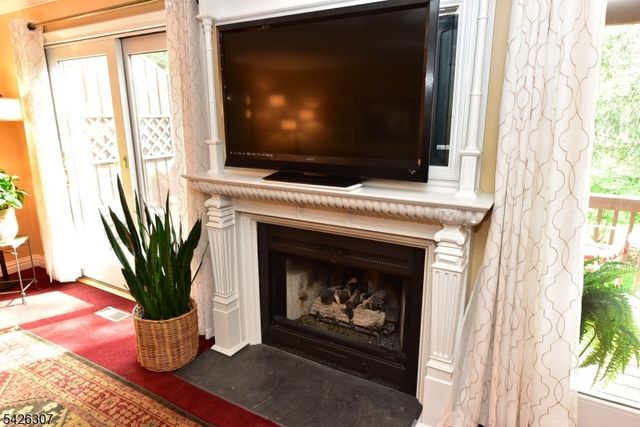 41 Litchult Ln, Mahwah Twp., NJ 07430