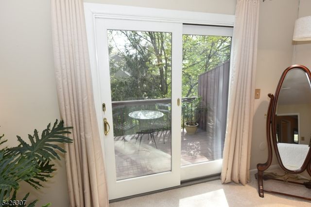 41 Litchult Ln, Mahwah Twp., NJ 07430