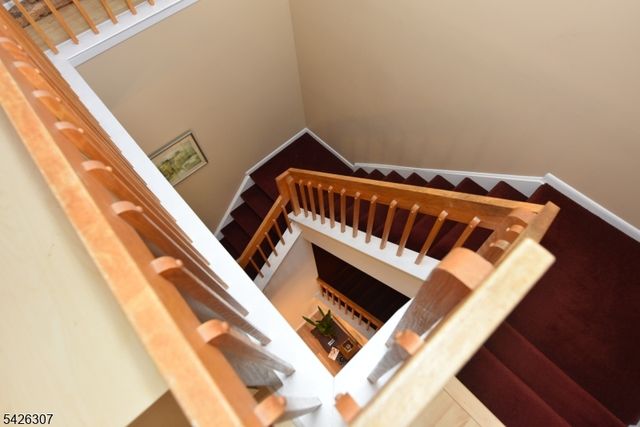 41 Litchult Ln, Mahwah Twp., NJ 07430