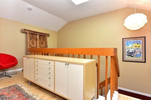 41 Litchult Ln, Mahwah Twp., NJ 07430