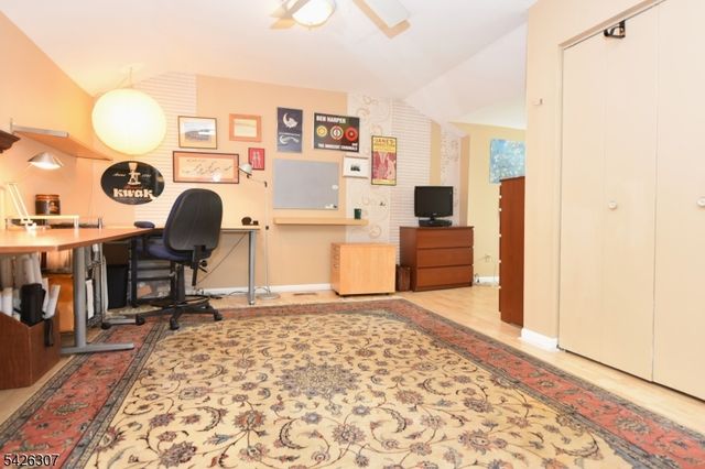 41 Litchult Ln, Mahwah Twp., NJ 07430