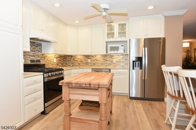 41 Litchult Ln, Mahwah Twp., NJ 07430