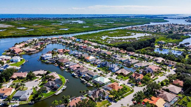 212 Sykes Point Lane, Merritt Island, FL 32953