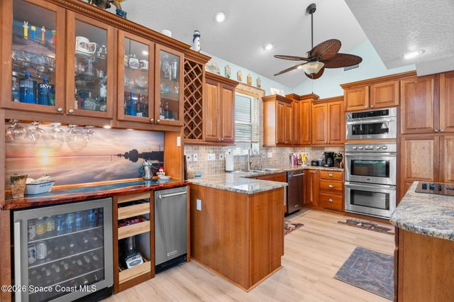 212 Sykes Point Lane, Merritt Island, FL 32953