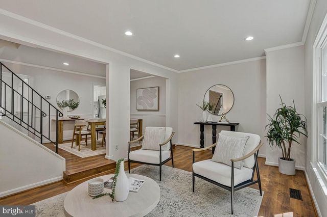 7821 GROVELAND SQ, Springfield, VA 22153