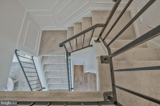7821 GROVELAND SQ, Springfield, VA 22153