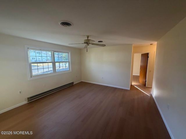 1A Graystone Place, Manchester, NJ 08759