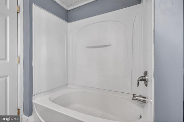 306 DELSEA DR, Sewell, NJ 08080