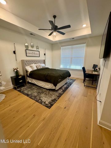 612 Bolivar Drive, Nesbit, MS 38651