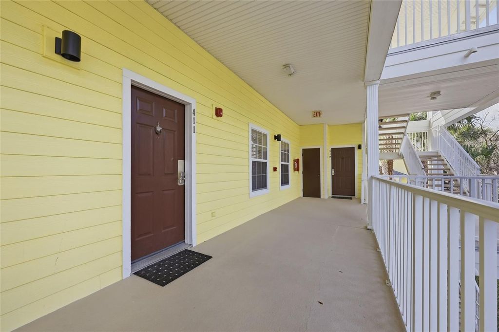 Image 2 of property listing at 411 LUCAYA LOOP 411, Davenport, FL 33897
