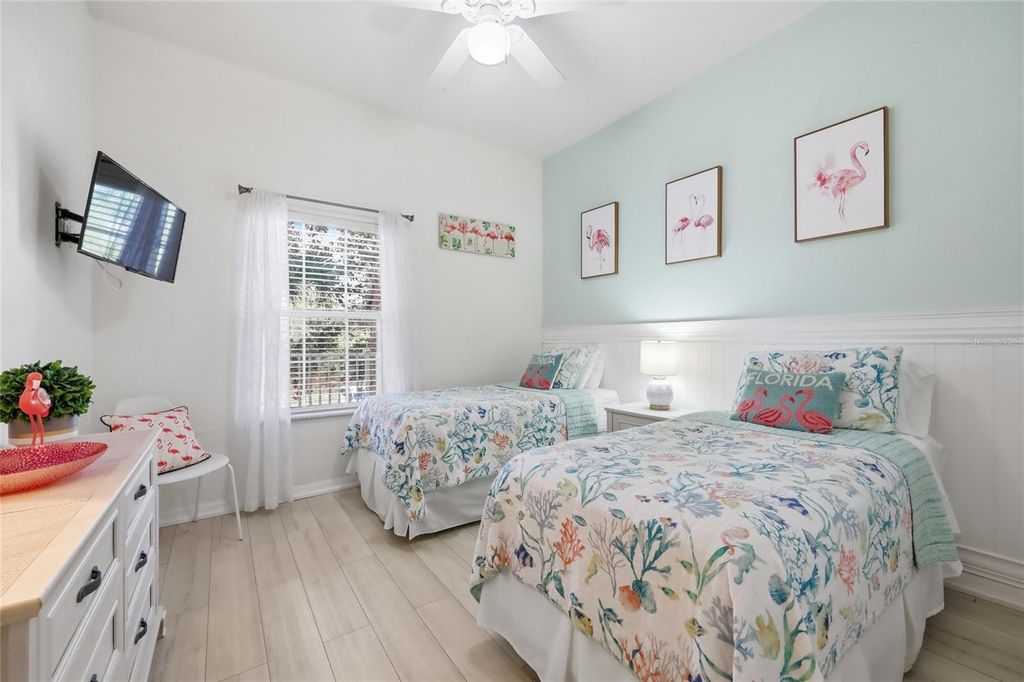 Image 13 of property listing at 411 LUCAYA LOOP 411, Davenport, FL 33897