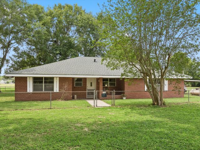 26523 Dobbin Huffsmith Road, Magnolia, TX 77354