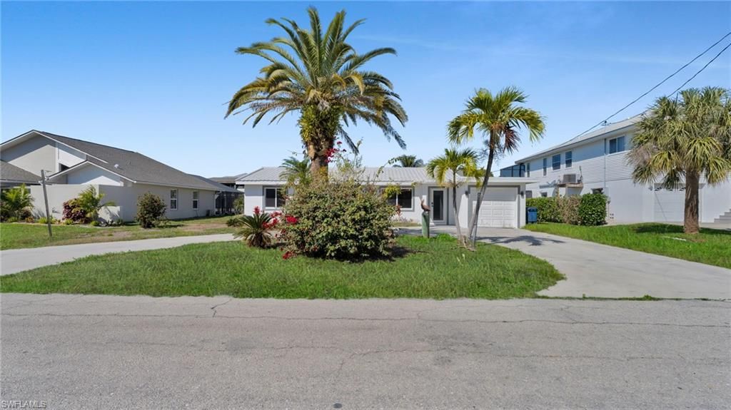 331 Washington CT, Fort Myers Beach, FL 33931
